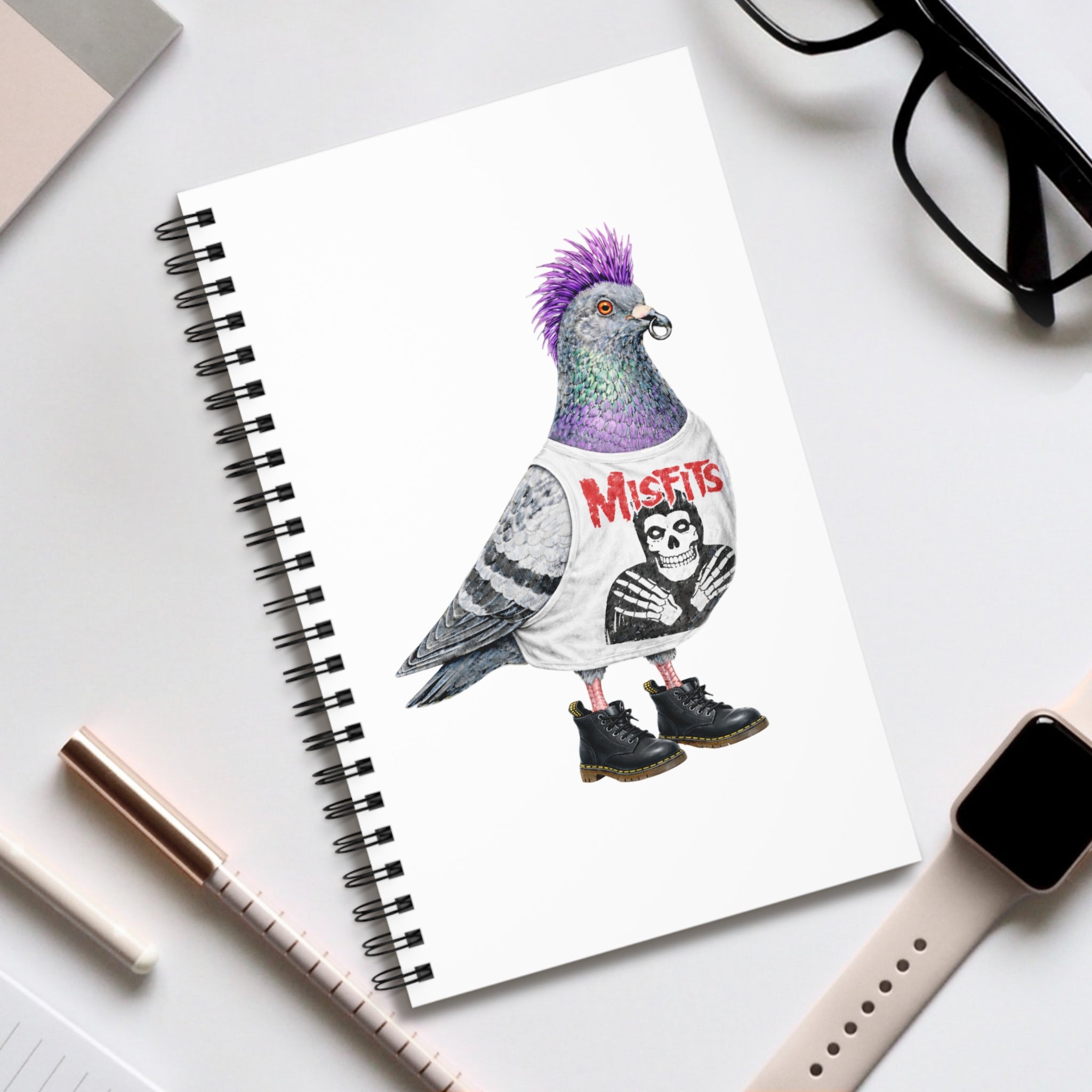 Cuaderno espiral personalizable de paloma del East Village de Nueva York | Diario de punk rockero Misfits para amantes de las aves