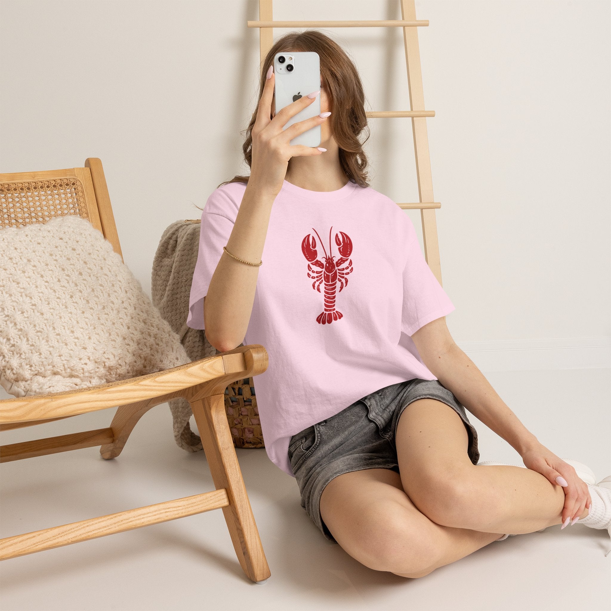 Hamptons Lobster Pink T-Shirt | Long Island Tee