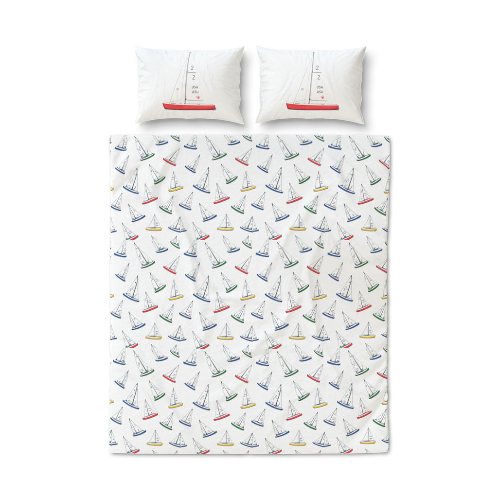 Central Park Model Sailboats Quilt Cover Set - 3-Piece White Duvet with Sail Pillowcases