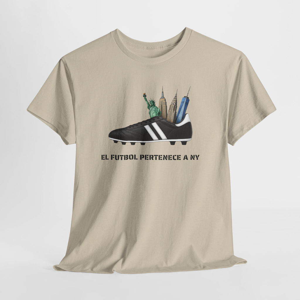 El fútbol pertenece a NY T-Shirt | Soccer in New York Tee