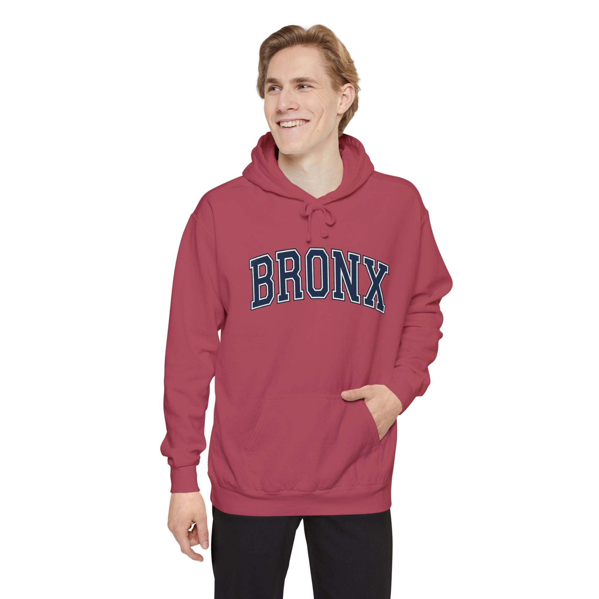 Sudadera con Capucha Bronx — Suéter con Capucha Teñido en Prenda