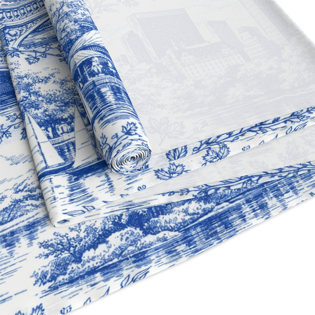 Camino de mesa Blue Toile de Jouy de Central Park NYC — Decoración Chinoiserie para mesa de comedor de Nueva York