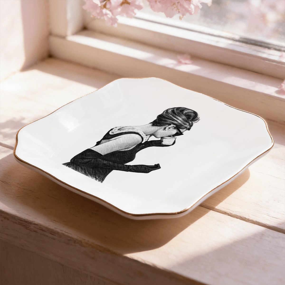 Breakfast in New York White Jewelry and Trinket Tray