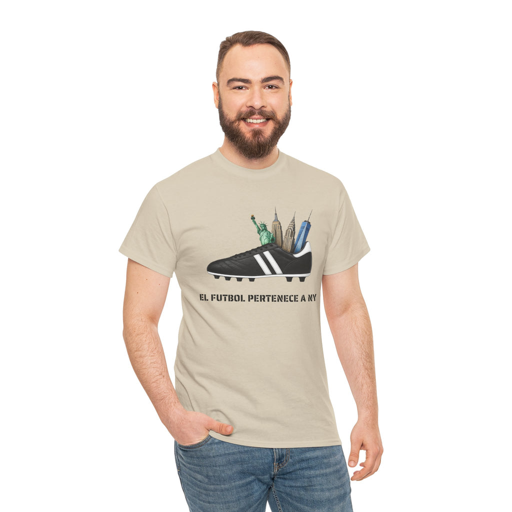 El fútbol pertenece a NY T-Shirt | Soccer in New York Tee