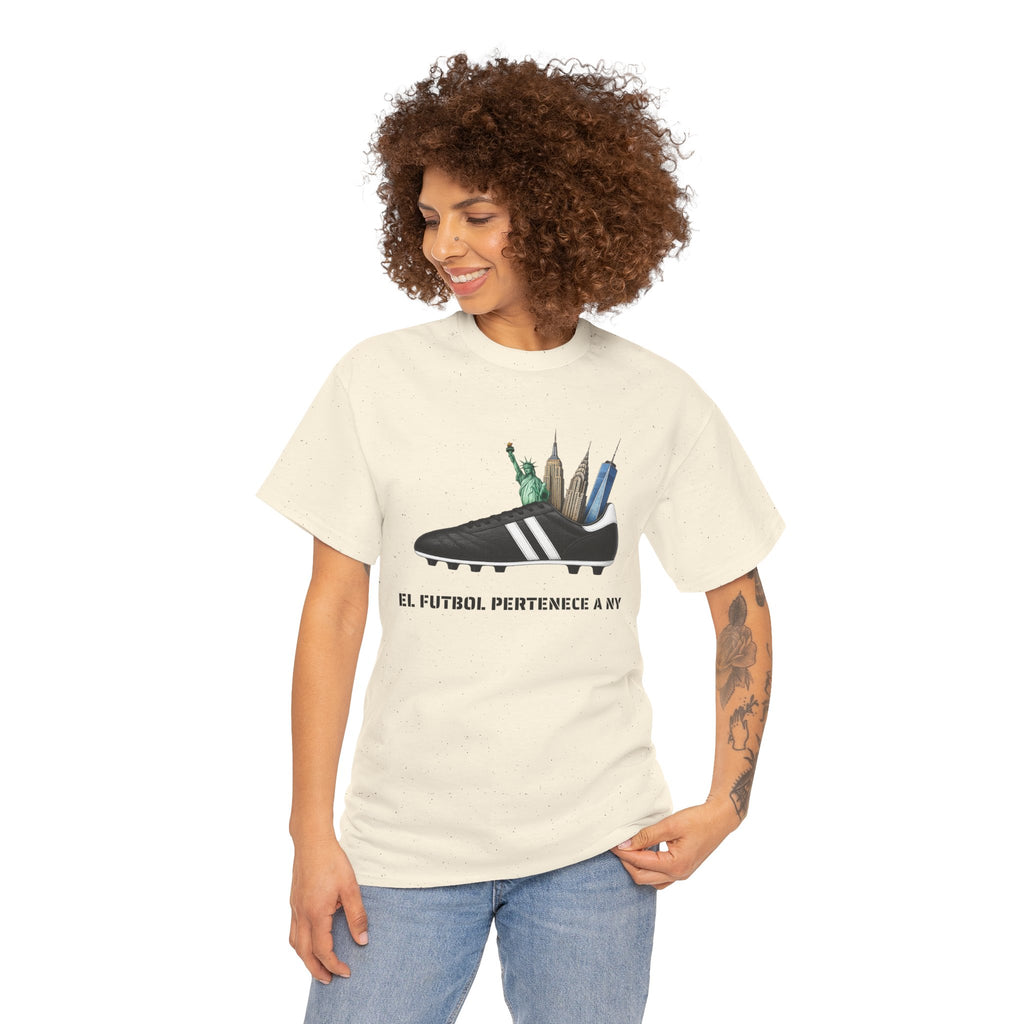 El fútbol pertenece a NY T-Shirt | Soccer in New York Tee