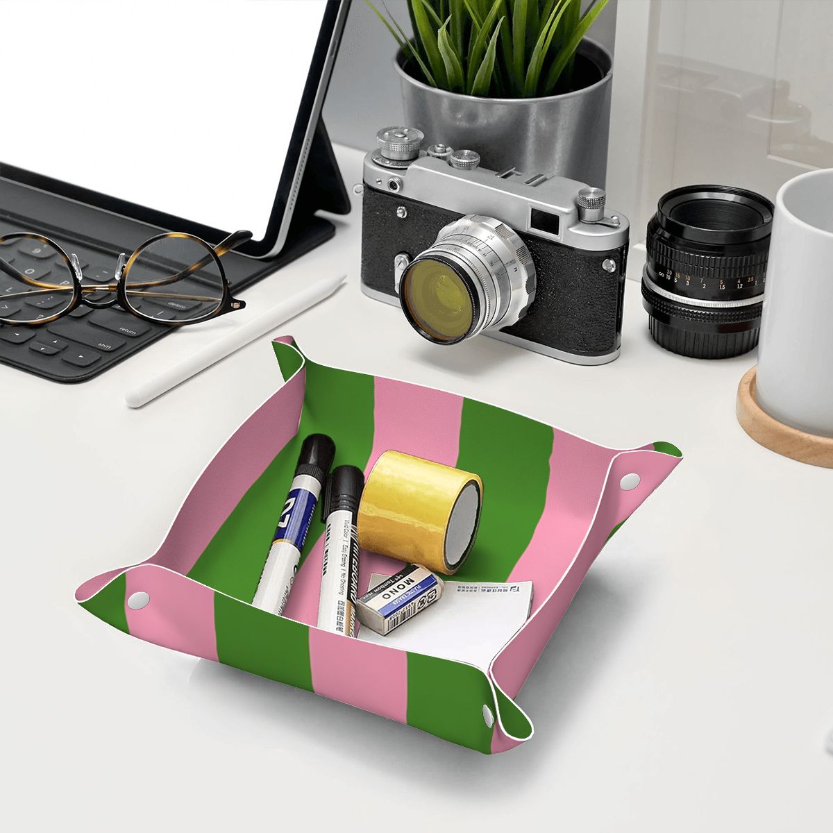 Pink and Green Stripes Mahjong Dice Tray